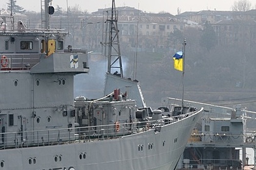 Киев начал подсчеты после предложения Путина вернуть корабли