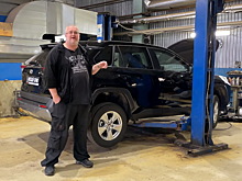 Блогер разобрал Toyota RAV4 и назвал его преимущества перед конкурентами