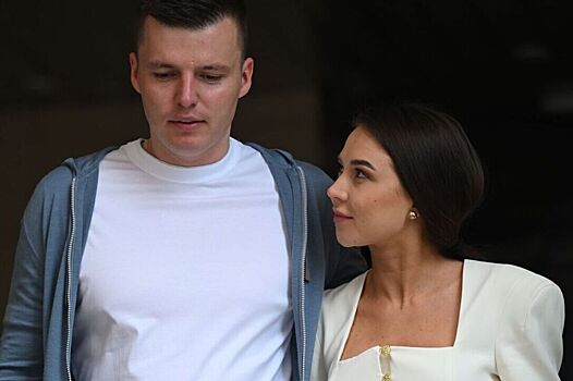 На Лерчек подали в суд за многомиллионные долги