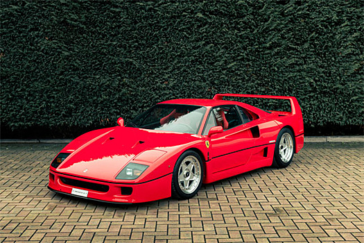 Тото Вольфф выставил на продажу Ferrari F40