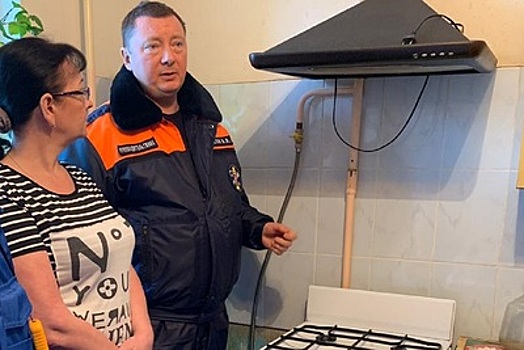 Соков проверил газовое оборудование в квартирах домов в Чехове
