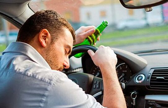 В алкогольном опьянении находиться в автомобиле, но не ехать. Ждать штрафа?