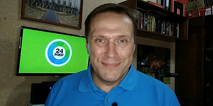 Хороший возраст! Ведущий Алексей Мельников поздравил «МИР» с 28-летием