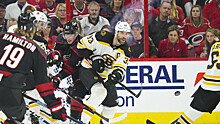 «Бостон» в третий раз обыграл «Каролину» в финале Восточной конференции НХЛ