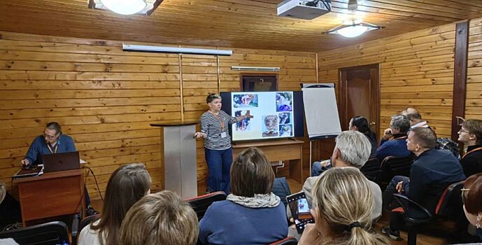 Сотрудники ростовского зоопарка поделились с коллегами опытом разведения розовых фламинго