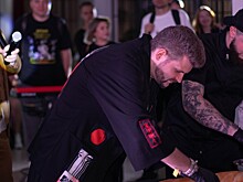 Пятиметровый сэндвич и торт за 500 тысяч: Дима Гордей, Катя Клэп, Алексей Столяров и другие отметили день рождения Макса Брандта