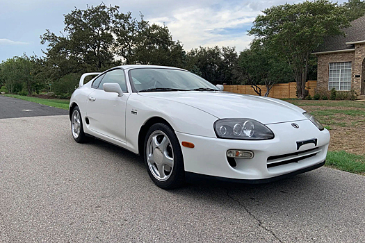 25-летнюю Toyota Supra продали дороже нового Porsche Cayman