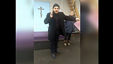 "Я тебя намного глубже к Христу приведу": настоятель силой изгнал прихожан из храма под Петербургом