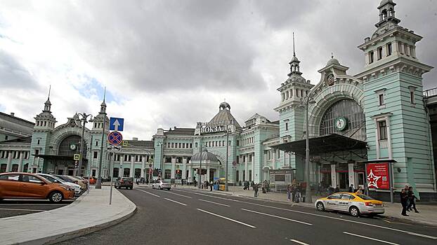 Силовой кабель загорелся под платформой на Белорусском вокзале