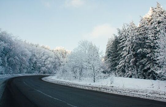 Кто должен уступать при перестроении, если разметку занесло снегом