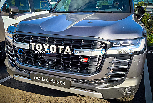 В России сфотографировали Toyota Land Cruiser 300 GR Sport