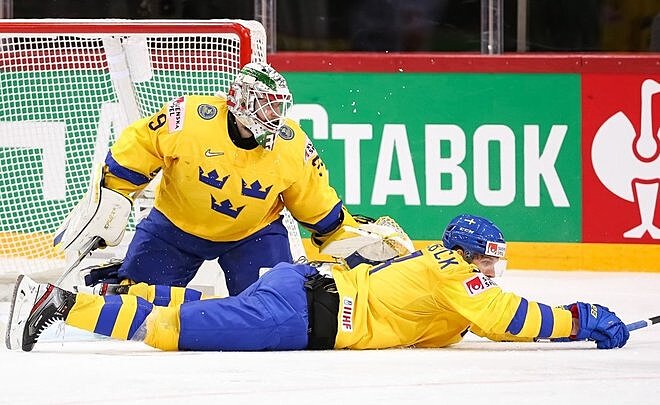 Сборная Швеции не вышла в плей-офф ЧМ-2021 по хоккею в Латвии