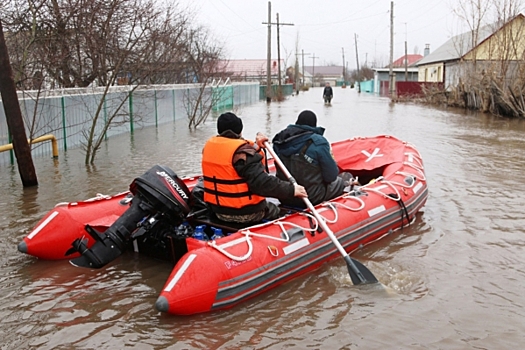 Для пострадавших от паводка на Алтае открыли пункты сбора помощи