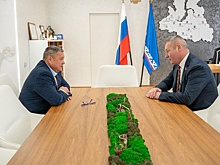Участник программы "Время героев" завершил стажировку в парламенте Ямала