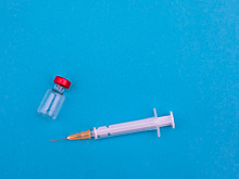 Инфекционист призвал к обязательной вакцинации