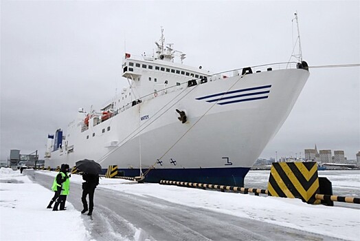 Из Петербурга в Калининград возобновилось движение парома