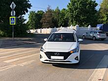 Появились фото с места наезда Hyundai на пешехода на Скорбященском проезде