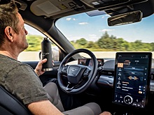  		 			Новые Ford Mach-E и F-150 получат технологию беспилотного вождения 		 	