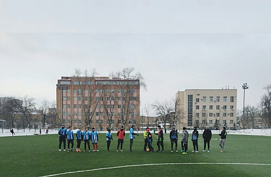 Футболисты «Барса» вышли в полуфинал Открытого зимнего кубка