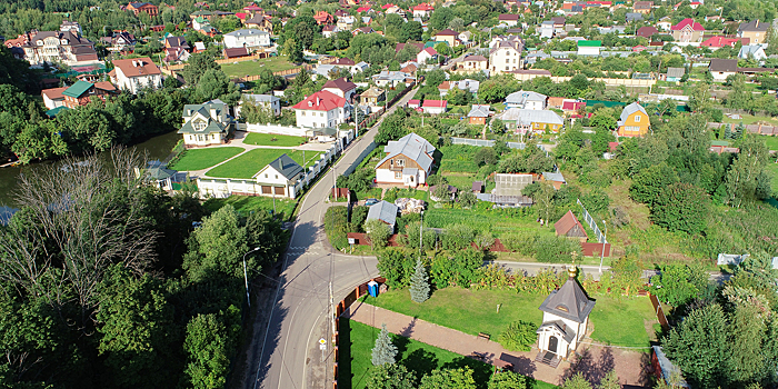 Более 46 километров дорог к дачам построят в Подмосковье