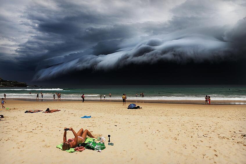 Первое место в категории «Природа. Одиночная фотография». На фото: «облако-цунами» над Сиднеем. Фотограф: Rohan Kelly, Австралия