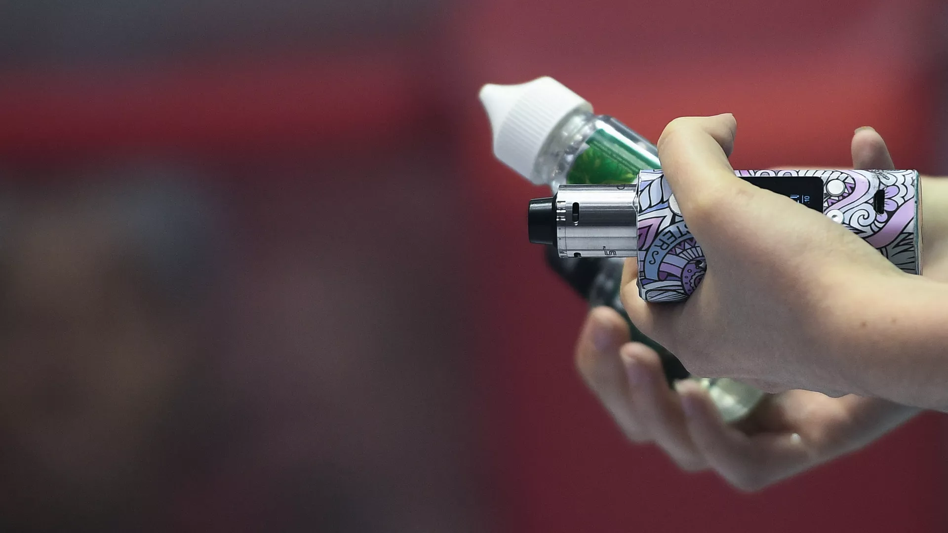 В Госдуме заявили о скором рассмотрении запрета на продажу вейпов