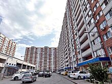 В Краснодаре проверят экс-чиновника мэрии, давшего разрешение на эксплуатацию ЖК. В нём спустя 10 лет после постройки захватили техэтаж