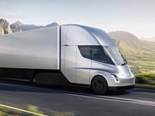 Беспилотная фура Tesla разгоняется от 0 до 100 км/ч за 5 секунд