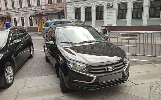 «АвтоВАЗ» объявил о старте продаж автомобилей по заводской цене