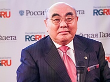 В "РГ" представили книгу первого президента Кыргызстана Аскара Акаева