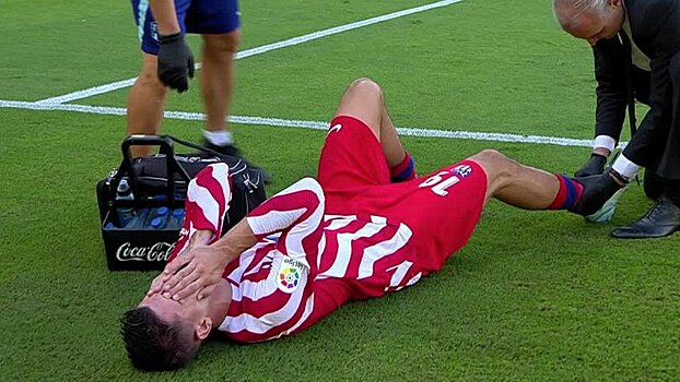 Мората получил травму стопы в матче против «Кадиса» и в слезах покинул поле. Форвард может не попасть в заявку Испании на ЧМ-2022