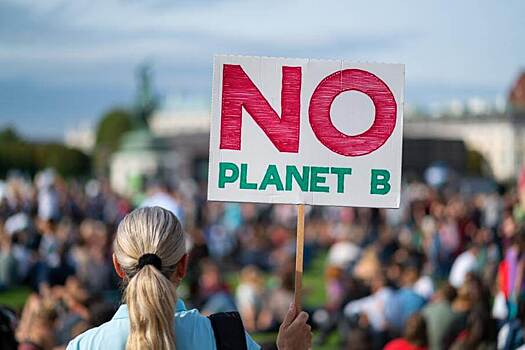 Экоактивисты в Брюсселе начали 60-часовую демонстрацию против изменения климата