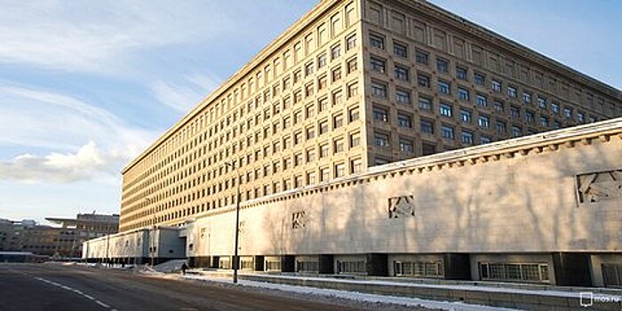 Фасады Военной академии имени Фрунзе в Хамовниках приведут в порядок
