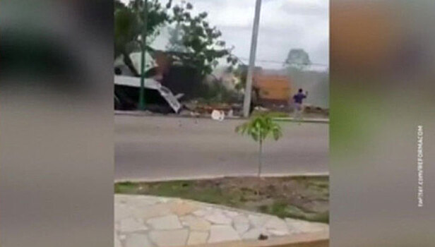 Пять человек погибли при наезде грузовика на пешеходов в Мексике