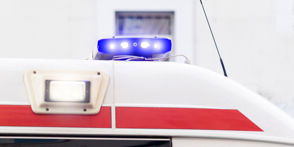 Гимнаст сорвался с турника во время представления в Новосибирске