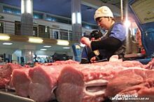 Омские рынки проверяют на наличие заражённой свинины