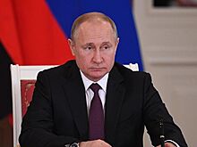 Путин подписал закон о заходе иностранных туристских судов в ДФО и Арктику