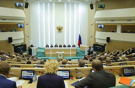 Совфед вслед за Госдумой ратифицировал договоры о принятии в состав России новых регионов