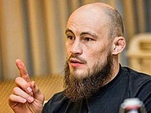 Ринат Фахретдинов вышел на дебютный бой в UFC