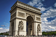 Мэрию Парижа оштрафовали на 90 тысяч евро за преобладание женщин в руководстве