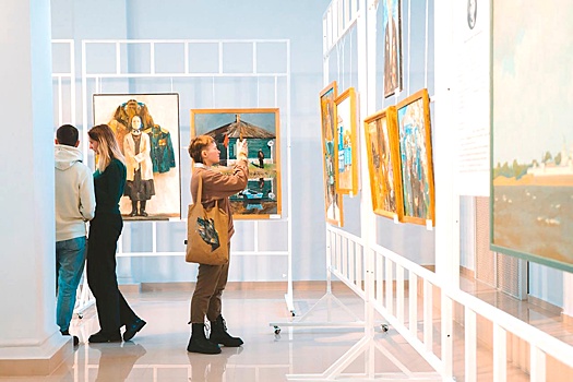 Новые передвижники ездят по освобожденным городам с проектом выставок "О родине"