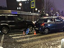 На Баранова автомобилистка сбила двух пенсионеров