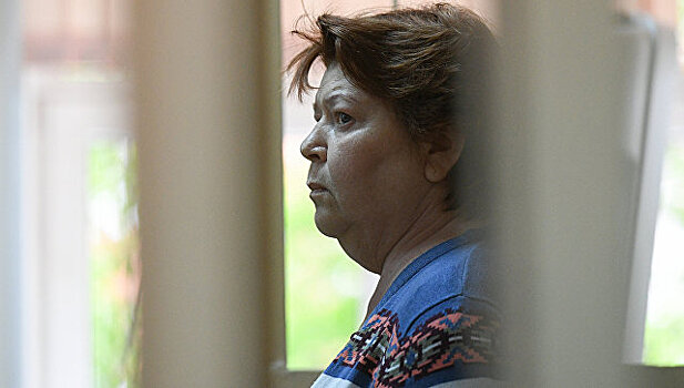 Суд в Москве продлил домашний арест экс-бухгалтеру "Седьмой студии"