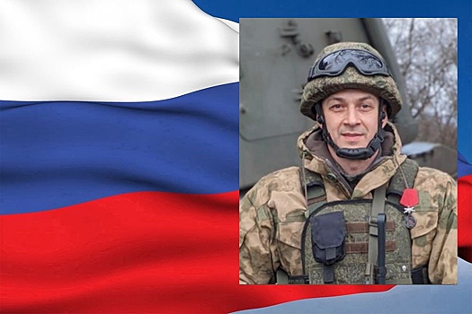 Расчет орудия под командованием старшего сержанта Виталия Сотникова уничтожил два бронетранспортера и до 25 националистов