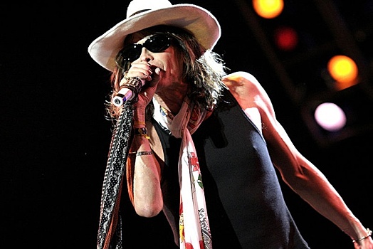 Aerosmith отменила концерты из-за болезни Стивена Тайлера