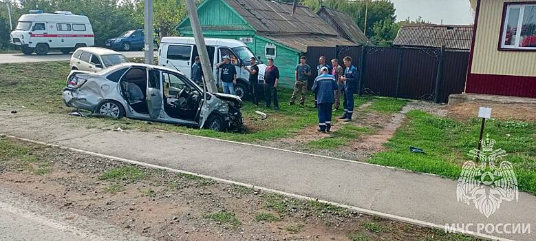 В Тоцком районе столкнулись два автомобиля