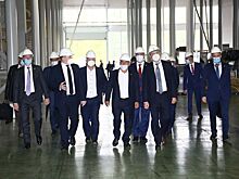 Рустаму Минниханову в Челнах представили Mercedes-Benz Actros