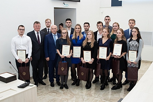 Компания «Транснефть» торжественно вручила студентам и преподавателям именные гранты