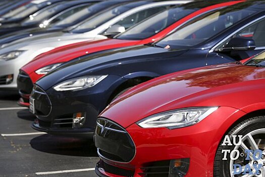 Росстандарт предложил Tesla распространить отзывную кампанию по Model S на Россию