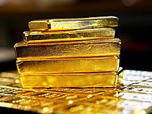 Золото начало дешеветь